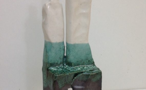 Beside-You-Kleinplastik