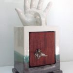 schrein,keramik, mahagoni, bronze, höhe 30 cm, 2017