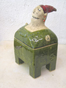 dose, keramik, modeschmuck, privatbesitz