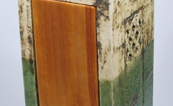 schrein,keramik,holz,metall,teilvergoldet,2004,privatbesitz