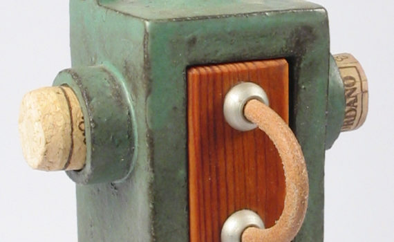 schrein,keramik,holz,metall,teilvergoldet,2005,privatbesitz