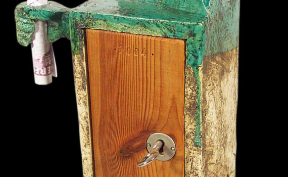 schrein,keramik,holz,metall,um 2005,privatbesitz