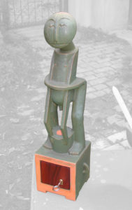 schrein,keramik,holz,metall,um 2006,privatbesitz
