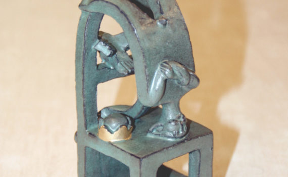 keramik,teilvergoldet,um 2005,privatbesitz