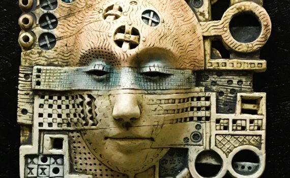 maske, keramik, oxide, ca.35x40cm, 2018